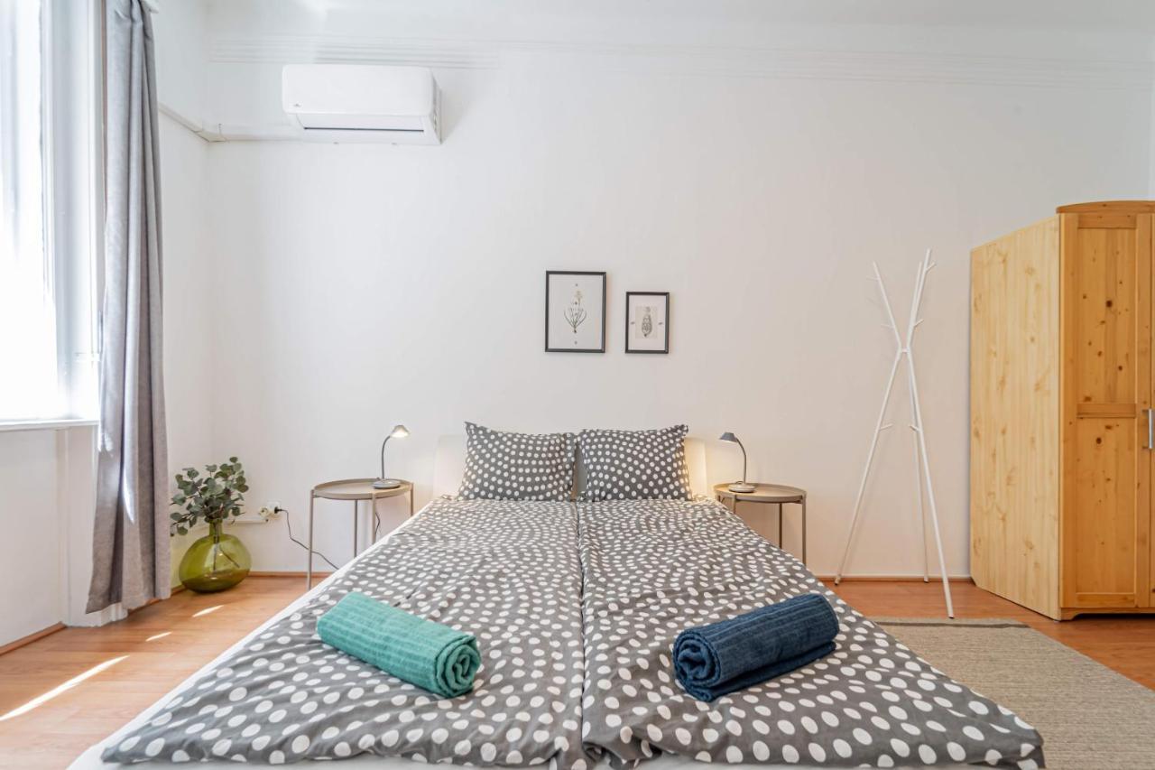 Central&Cozy Balcony!3Bdr 2Bth Budapest Exterior photo